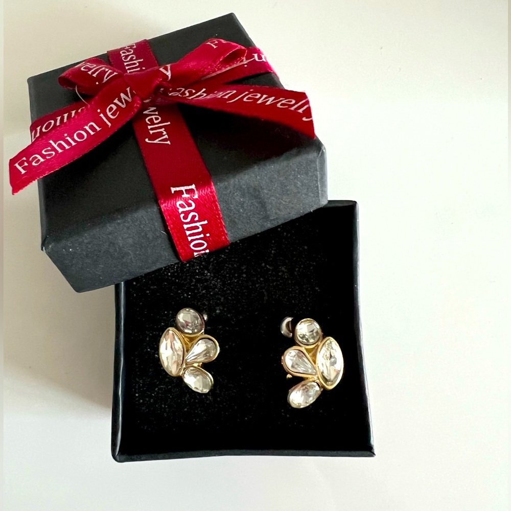 Loop Diamond Earrings